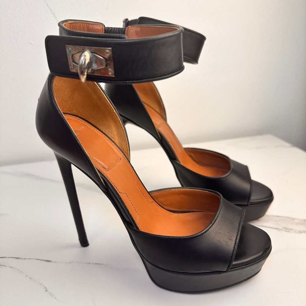 Givenchy Platform Stilettos Shark Clasp Sandals 7